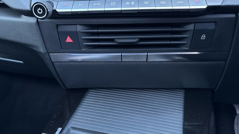 Vauxhall Astra 1.2 Turbo 130 Ultimate 5dr Petrol Hatchback